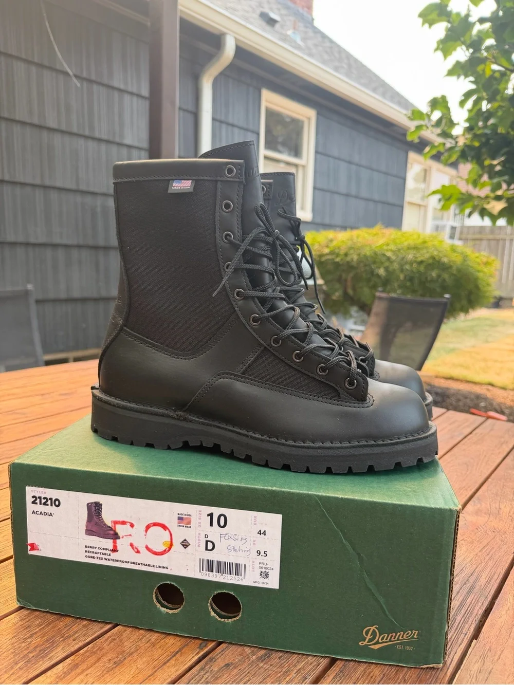 Brand new Danner Acadia boots.